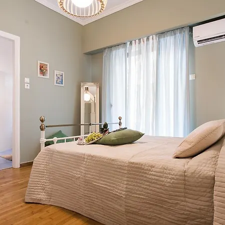 Apartmán Charming Acropolis Metro Station Apartment, Clean And Cozy